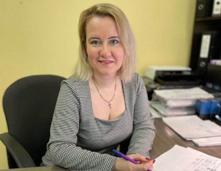 Главный бухгалтер заинского управления по делам молодежи в этом году отметила сразу два юбилея