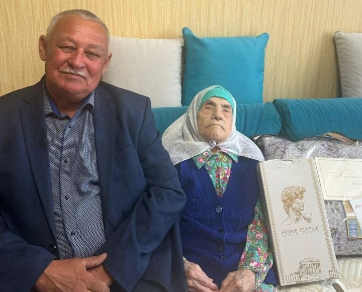 В Заинском районе труженица тыла отметила 100-летний юбилей