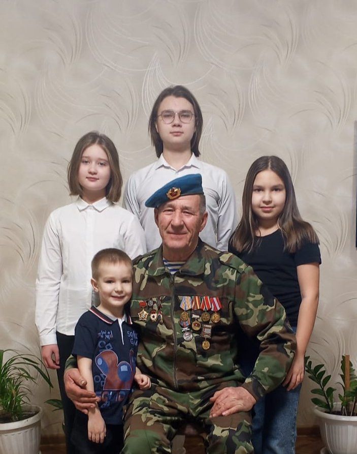Әфган җирендәге бәрелешләргә беренчеләрдән кергән ул