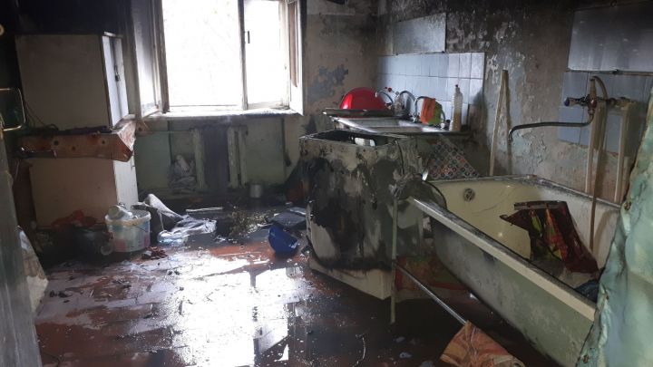 Названа предварительная причина пожара в одном из домов Заинска
