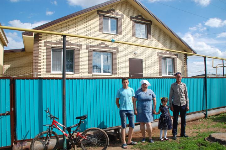 В сельском поселении Заинского района построен дом по федеральной программе 