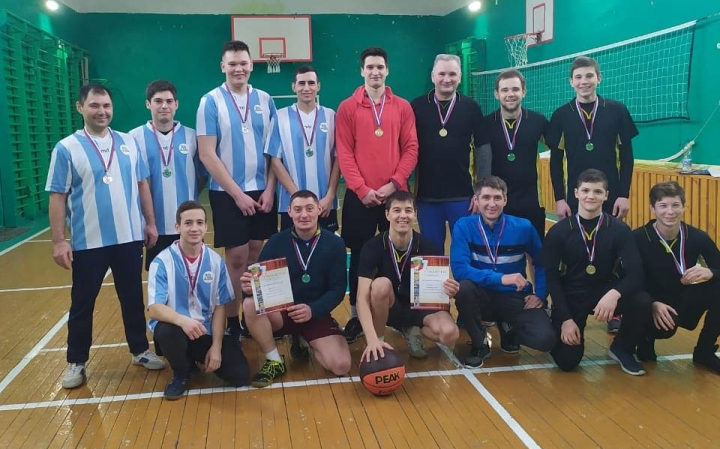 Команды сельских поселений Заинского района выявили лучших в баскетболе
