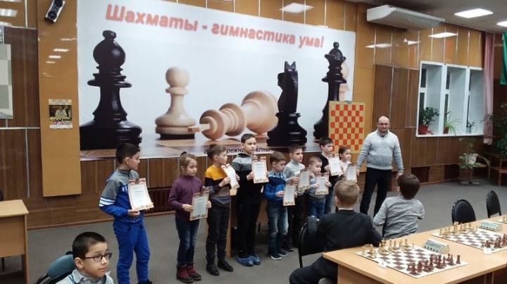 Команда Заинского района стала победителем соревнований по шахматам