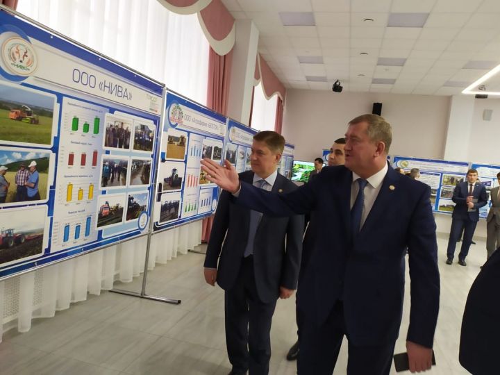 Исполняющий обязанности Премьер-министра Татарстана Рустам Нигматуллин посетил Заинск с рабочим визитом