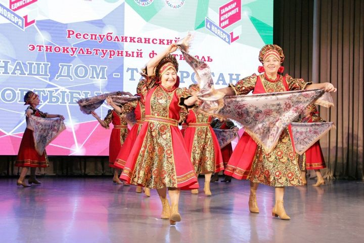 Заинский ансамбль выступил на зональном туре фестиваля «Наш дом — Татарстан»