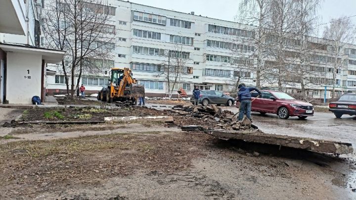Комплексный ремонт домов и дворов: в Заинске стартовал строительный сезон