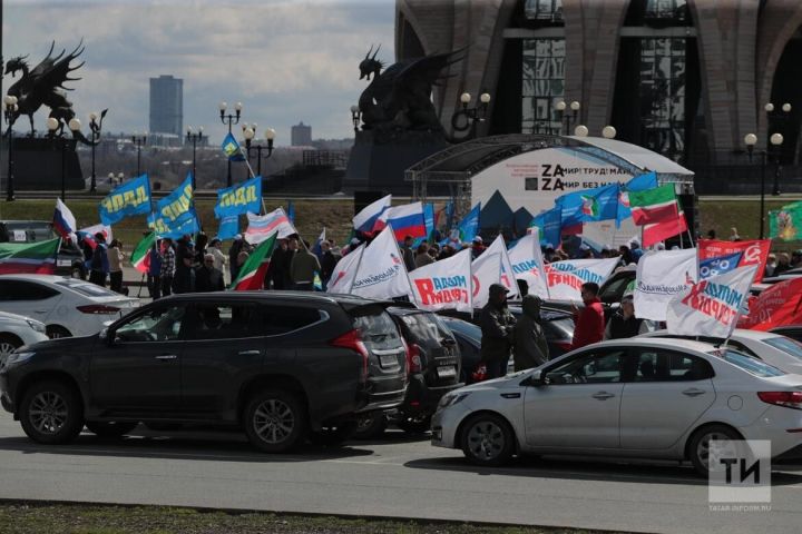 Казанцы присоединились к автопробегу «Zа мир без нацизма»