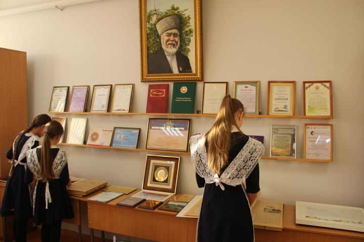 Зәй районы Түбән Биш мәктәбендә Рабит Батуллага багышланган музей ачарга җыеналар