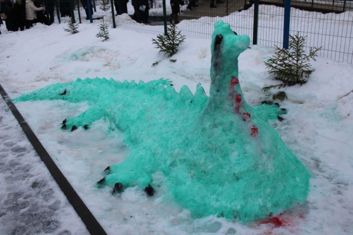 В Заинске растаяли снежные фигуры, которые участвуют в районном конкурсе