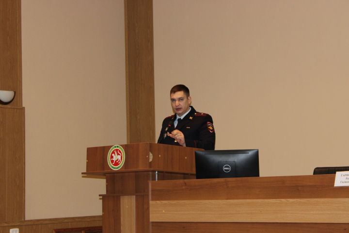 Начальник отделения Госавтоинспекции по Заинскому району напомнил про анонимный telegram-канал