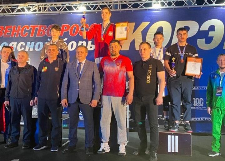 Заинский борец стал призером на Первенстве России