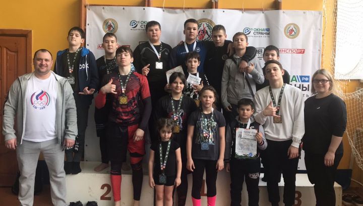 Заинские борцы стали победителями всероссийского турнира