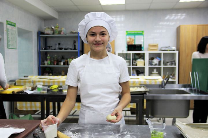 Заинская школьница отличилась в кулинарном конкурсе, прошедшем в Казани