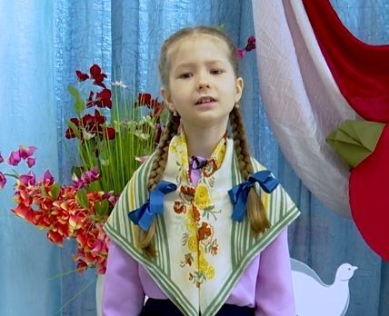 Победительница муниципального конкурса юных чтецов Диана Никандрова
