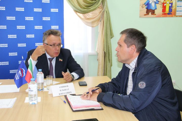 Благотворительную акцию «Подари подписку» поддержал депутат Госсовета РТ Ильшат Аминов