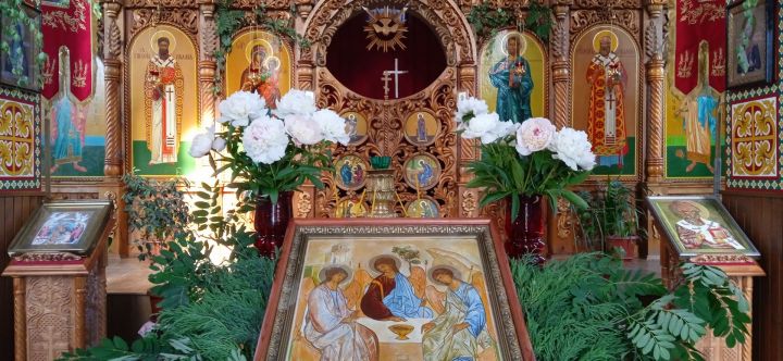 Сегодня православные христиане отмечают Троицу