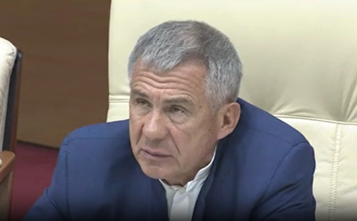 Минниханов поручил главам районов взять под контроль обслуживание парков