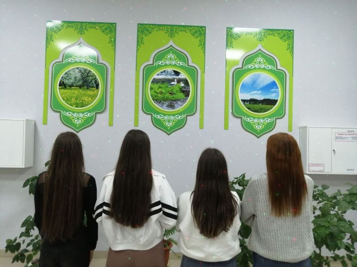 Аксар мәдәният хезмәткәрләре кызлар белән чәч үстерү серләре турында сөйләштеләр
