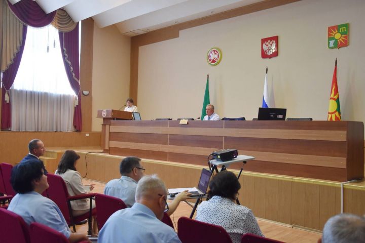 На 31-е заседание Совета города Заинск  собрались народные избранники