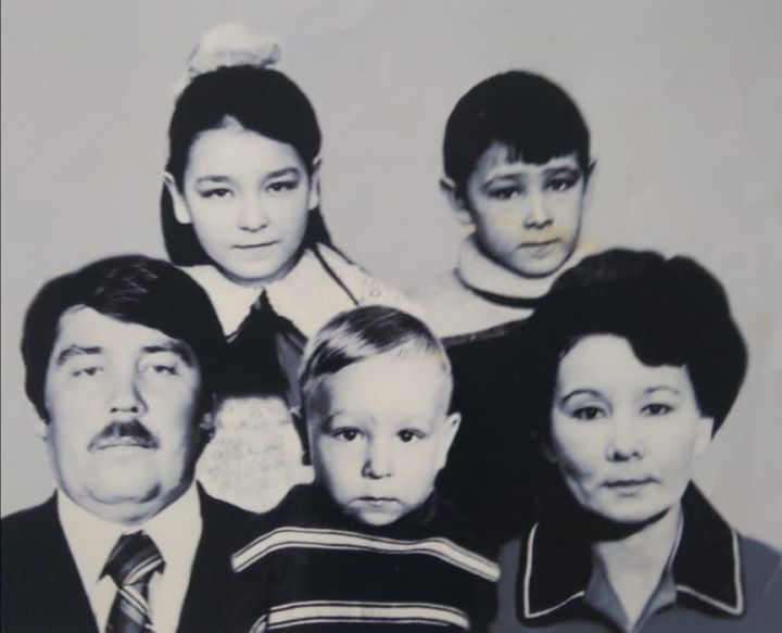 Югары Пәнәче мәктәбе тарихында якты эз калдырган укытучылар