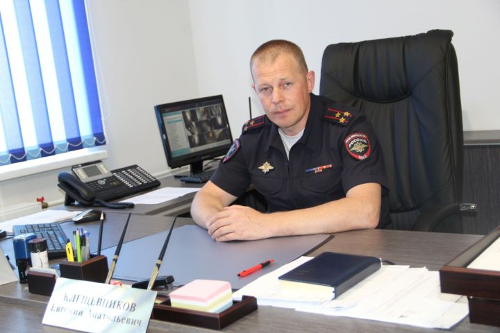 Полковник полиции Евгений Клещевников: «Никогда сотрудники МВД «не ловят» мошенников таким образом»