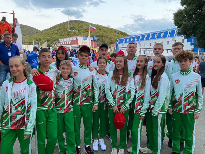 Заинские школьники представляют Республику Татарстан на Президентских спортивных играх в Анапе