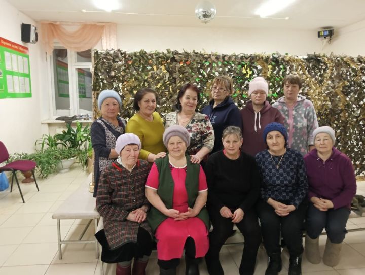 Урта Багражда маскировка челтәре үрергә 87 яшьлек Анна апа да йөри