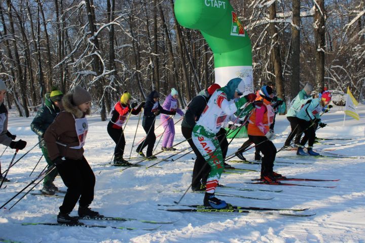 Салкын чаңгы юллары күңелләрне җылытты