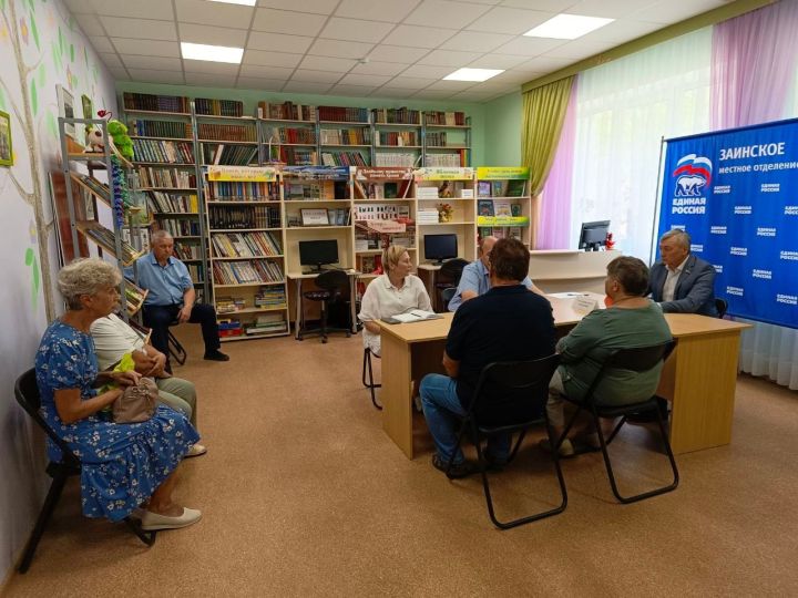 Зәйдә социаль темага сораулар буенча кабул итүләр бара