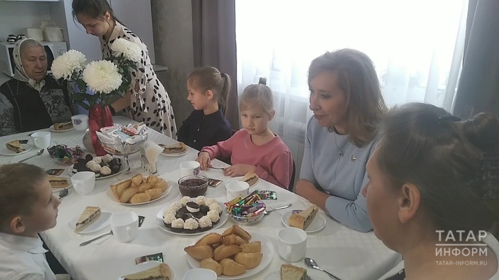 Многодетным семьям Татарстана выдадут удостоверения