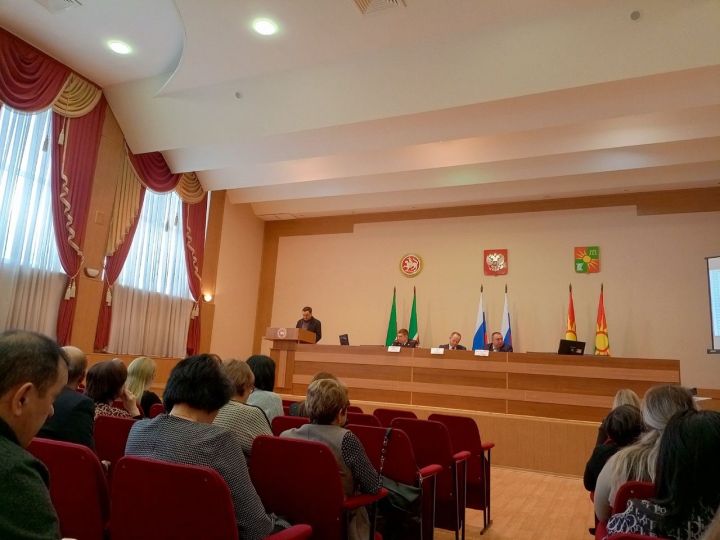 Эмиль Галеев: «Агымдагы ел юл хәрәкәте өлкәсендә районда авыр башланды»