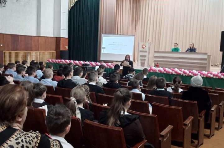 В Заинском районном доме культуры прошла минутка пожарной безопасности