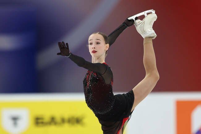 Фигуристка из Аксарино Дина Хуснутдинова поборется за медали на чемпионате России