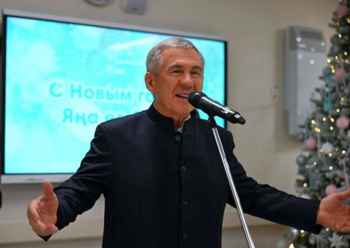 Рөстәм Миңнеханов Әлмәттә яңа перинаталь үзәкне карады