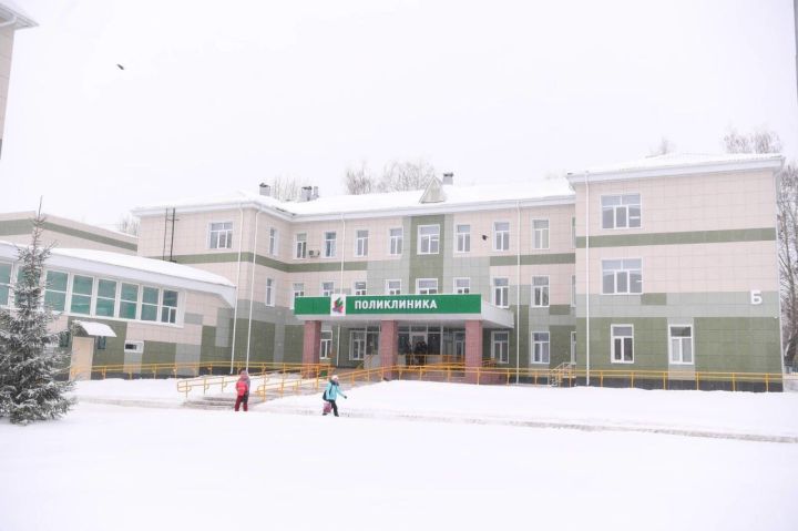 Молодые врачи и фельдшеры пополнили коллектив Заинской ЦРБ в 2025 году