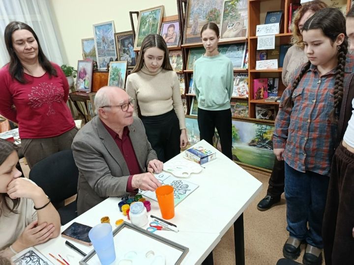 Зәйдә Татарстанның халык рәссамы Мадияр Хаҗиев шамаил буенча мастер-класс үткәрде