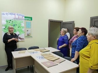 Зәй архив бүлегендә гаилә шәҗәрәсен төзү турында сөйләштеләр