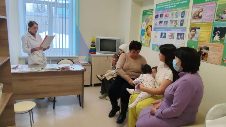 Польза грудного вскармливания для здоровья ребенка и матери: советы дали в Заинской ЦРБ