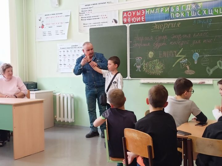 Бергәләп юлларда тынычлык булдырыйк!