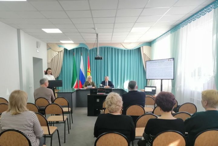 Общественный совет Заинского района обсудил антикоррупционные меры и подготовку к юбилею Победы