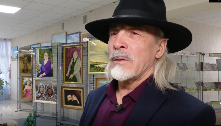 Сотни живописных картин, тысячи юморных шаржей, более 30 скульптур… Все это творчество одного художника