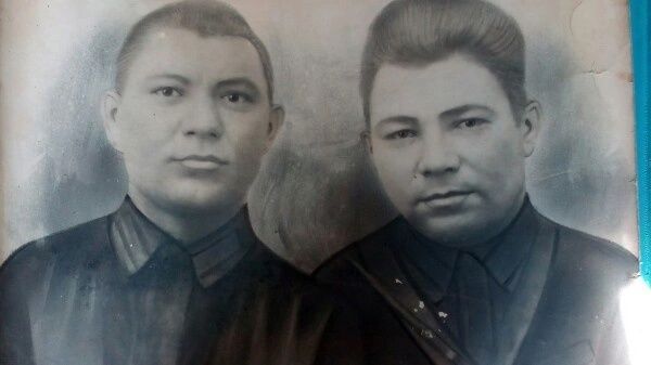 Имәнлебаштан ике бертуган Ленинград блокадасында очраша