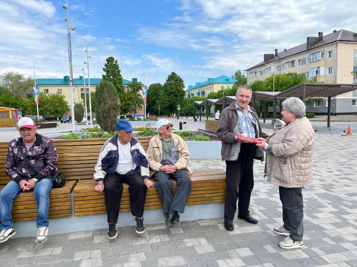 Заинские библиотекари провели интеллектуальный забег на улицах города