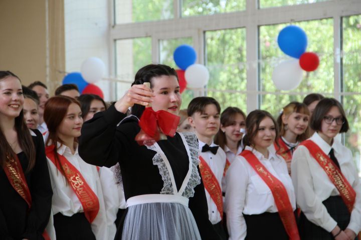 Иртәгә район-шәһәр мәктәпләрендә  соңгы кыңгырау чыңлаячак