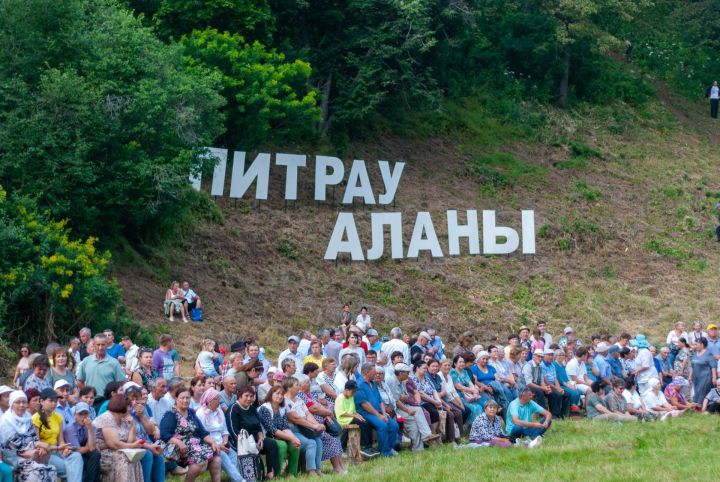 Питрау бәйрәменә  бару өчен автобуслар йөрү вакытын тәкъдим итәбез