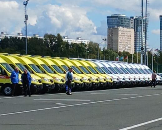 Заинской скорой помощи переданы два новых автомобиля
