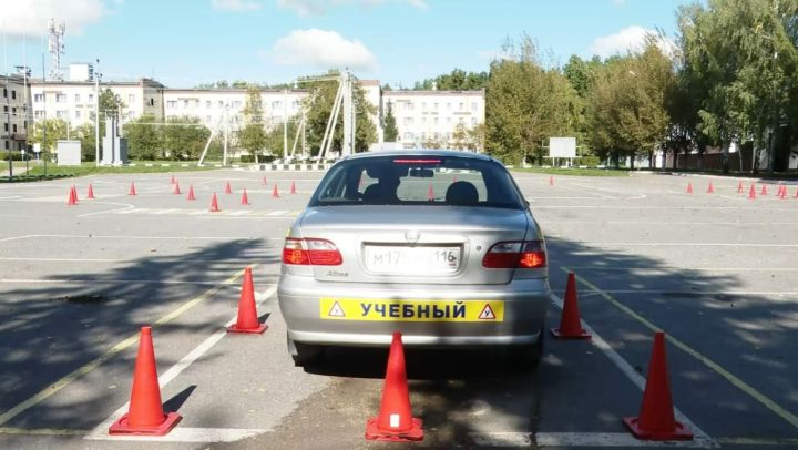 В Заинском политехническом колледже прошёл отборочный тур Республиканского конкурса «Автосессия 2025»