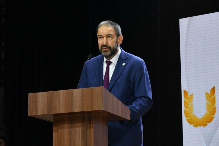 Песошин отметил роль профсоюзов Татарстана как объединяющей силы гражданского общества