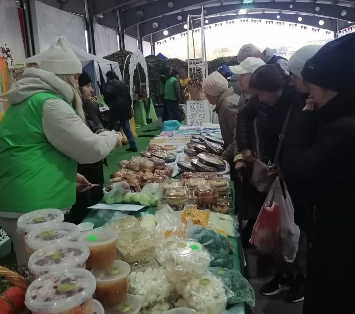 Зәйлеләр “Осталар шәһәре” ярминкә-күргәзмәсендә катнашты