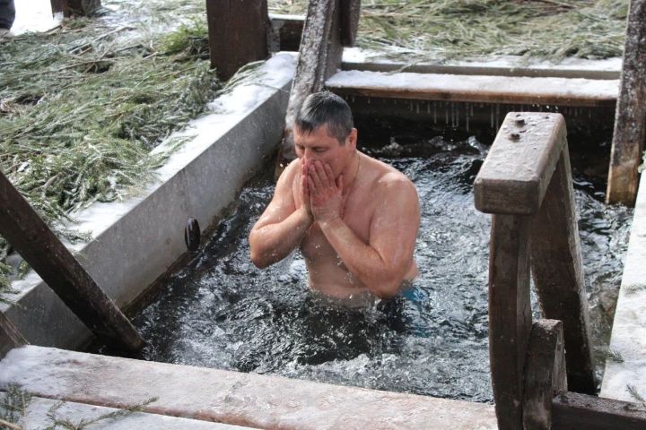 Зәйдә Изге чишмәдә  – Качману